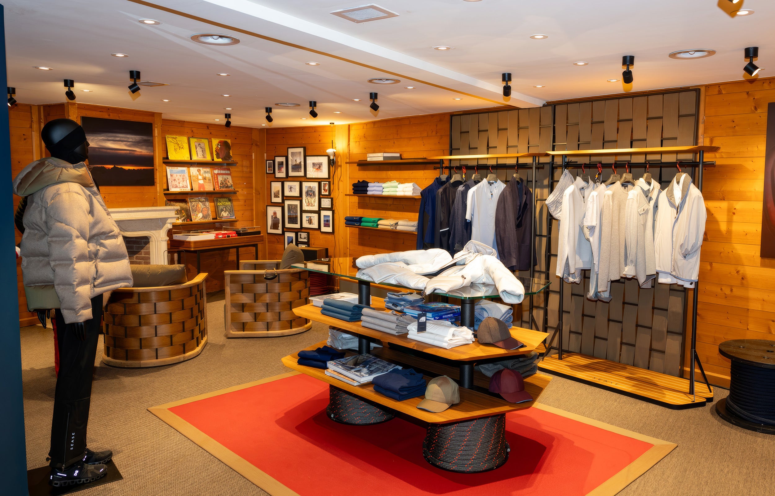 SEASE Flagship Stores SEASE SEASE Flagship Stores SEASE
